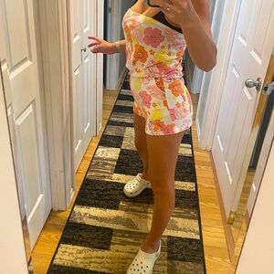 🌺 Hibiscus 🌺 Romper//bikini cover up size small F21